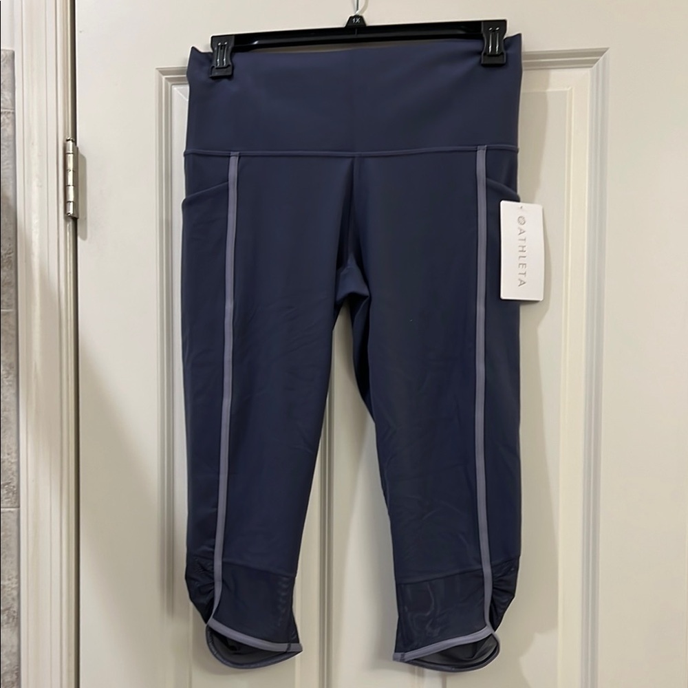 Athleta Capri Leggings